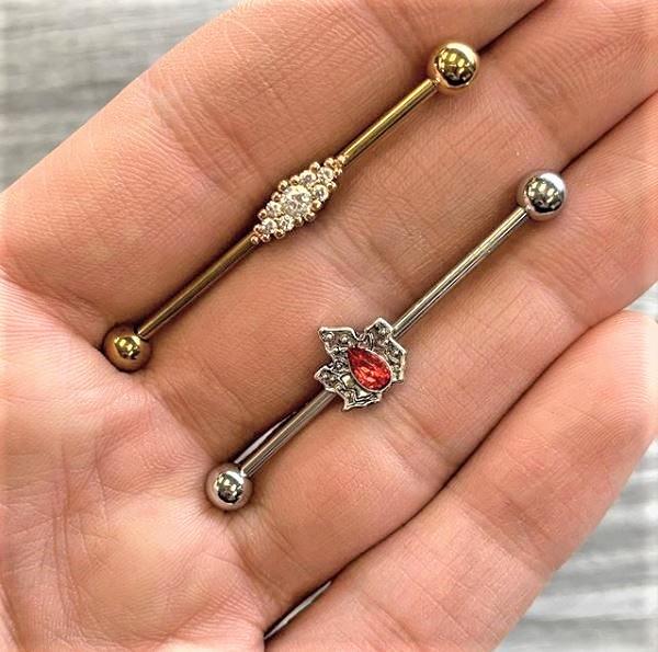 14G Red Gem Holiday Holly Leaf Christmas Industrial Barbell 38mm
